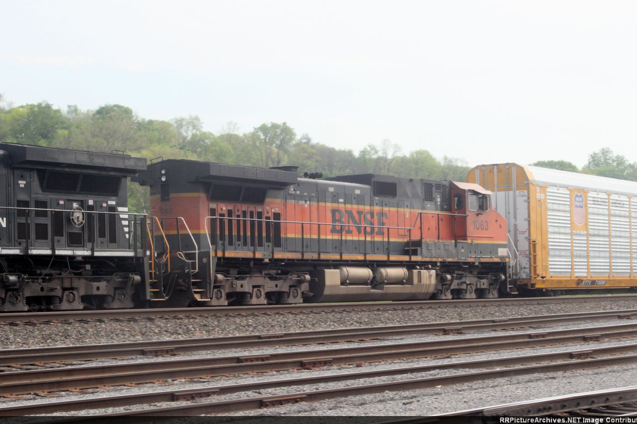 BNSF 1063